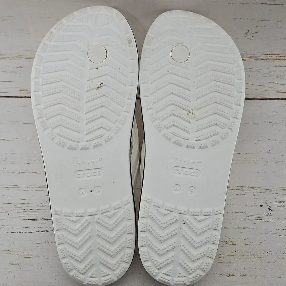 Crocs Crocband Womens Size 9 White Iconic Comfort Flip Flops Casual Beach 206100
